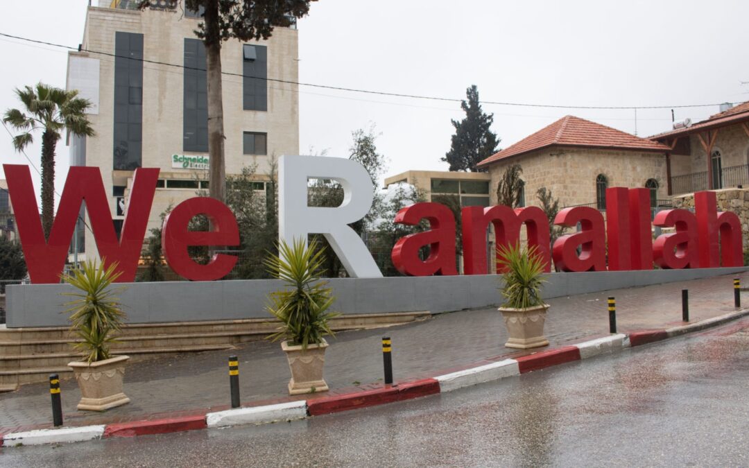 Ramallah i checkpoint w Kalandii
