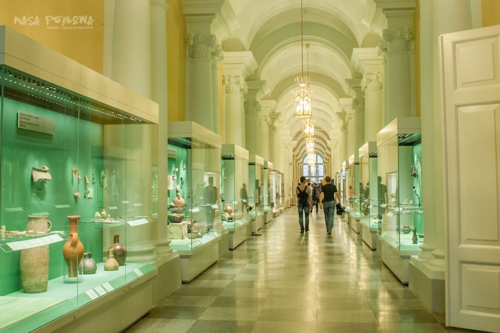 Sankt Petersburg: najpiękniejsze muzeum Ermitaż